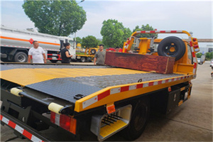 筠连附近拖车电话号码服务